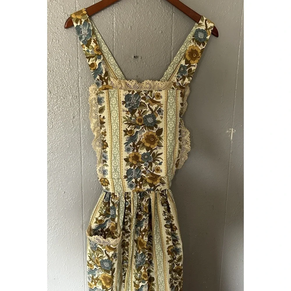 Women's Vintage Handmade Long Apron Size 36